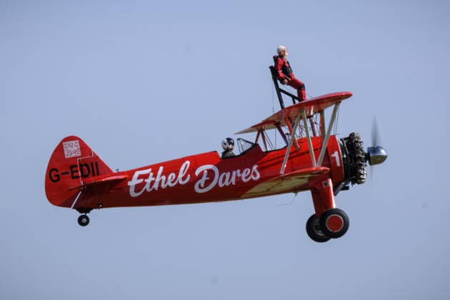 Great Britain, 98-year-old veteran breaks Guinness World Record with wing-walk in Duxford