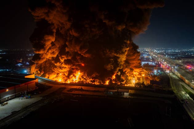 Chile: Fire at a chemical plant in Santiago