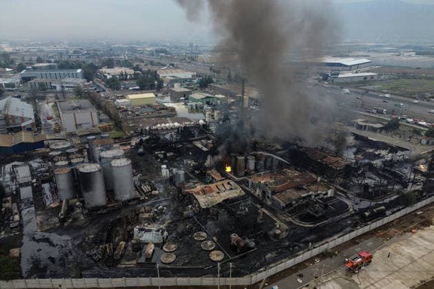 Chile: Fire at a chemical plant in Quilicura