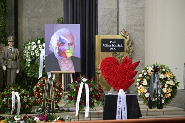 Celebrity, Milan Knizak’s funeral service in Prague