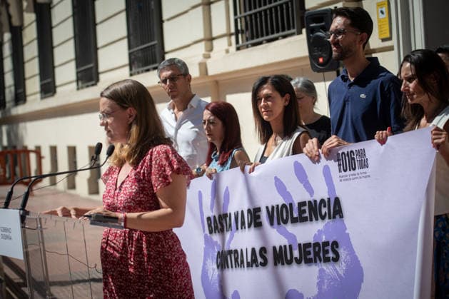 Spain: A minute’s silence for victims of femicide in Madrid