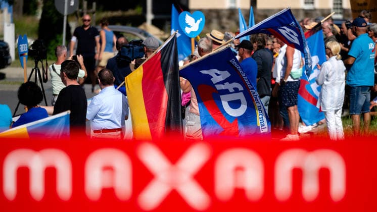 Saxony: Protest rally by AfD state parliament member Frank Peschel against the arms factory in Doberschau-Gaußig