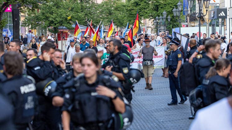 Bavaria, Monday demonstration in Nuremberg and counter-demonstration