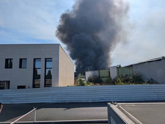 France. Major fire near Charles de Gaulle Airport in Paris
