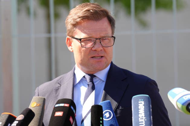 Berlin, Carsten Schneider: Press conference following the Cabinet meeting