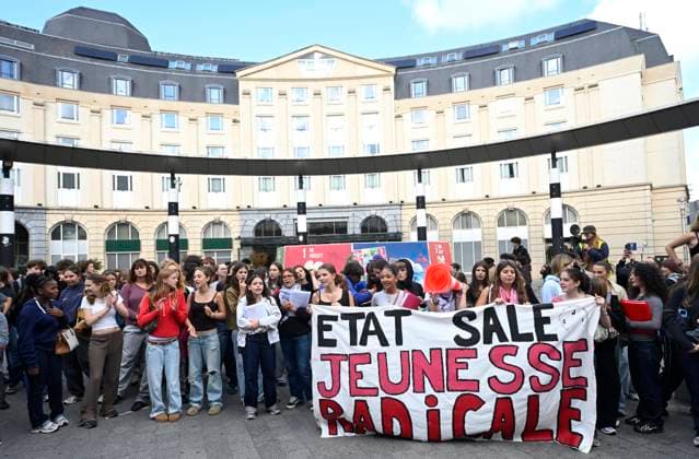 Belgium: Student demonstration in Brussels against rising tuition fees