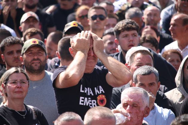 Kosovo: Rally in Pristina following Hashim Thaci’s sentencing to 25 years’ imprisonment for war crimes