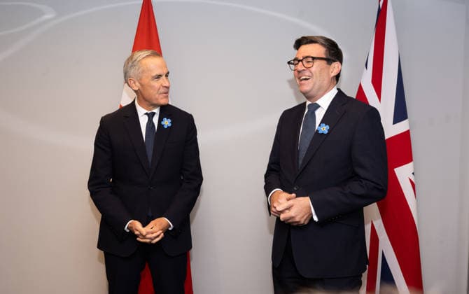 United Kingdom: Andy Burnham meets Mark Carney in Everton