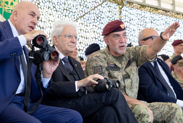 Italy: Sergio Mattarella attends a military exercise in Monte Romano