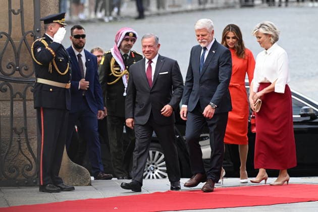 Prague: Petr Pavel welcomes King Abdullah II of Jordan