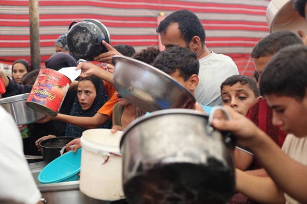 The Middle East conflict, Gaza, food distribution in Nuseirat
