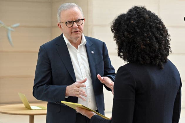 USA: Anthony Albanese visits Apple in Cupertino
