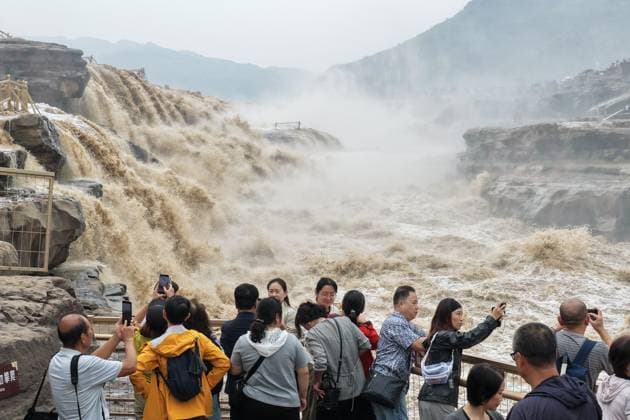 China: Impressions of the Hukou Waterfall