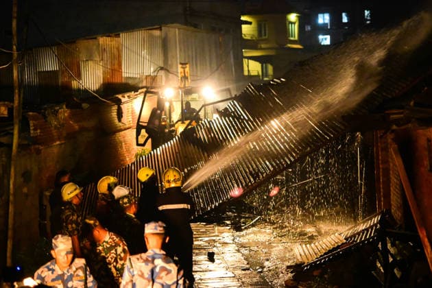 Nepal: Fire at a plastic warehouse in Kathmandu