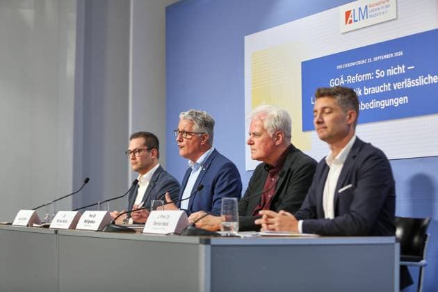 Berlin, press conference organised by the Association of Accredited Medical Laboratories (Akrkreditierte Labore in der Medizin e.V.)