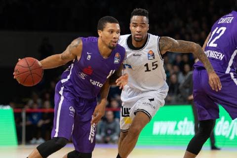 28 10 2018 Basketball Bundesliga easyCredit BBL Season 2018 19 5 Matchday BG Göttingen HAKRO Merlins Crailsheim Göttingens Pendarvis Williams l plays against Crailsheims Brion Rush Photo Swen Doorman BG Göttingen HAKRO Merlins Crailsheim SPF3940