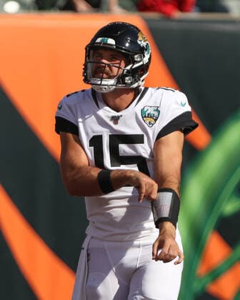 CINCINNATI, OH - OCTOBER 20: Jacksonville Jaguars quarterback Gardner Minshew (15) warms up before the game against the Jacksonville Jaguars and the Cincinnati Bengals on October 20th 2019, at Paul Brown Stadium in Cincinnati, OH. (Photo by Ian Johnson Icon Sportswire) NFL, American Football Herren, USA OCT 20 Jaguars at Bengals Icon191020032