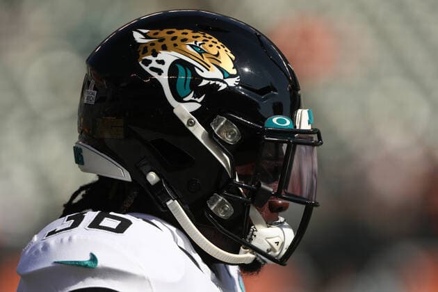 CINCINNATI, OH - OCTOBER 20: Jacksonville Jaguars defensive back Ronnie Harrison (36) warms up before the game against the Jacksonville Jaguars and the Cincinnati Bengals on October 20th 2019, at Paul Brown Stadium in Cincinnati, OH. (Photo by Ian Johnson Icon Sportswire) NFL, American Football Herren, USA OCT 20 Jaguars at Bengals Icon191020036