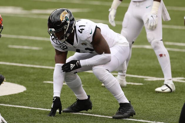 CINCINNATI, OH - OCTOBER 04: Jacksonville Jaguars defensive end Josh Allen (41) lines up for a play during the game against the Jacksonville Jaguars and the Cincinnati Bengals on October 4, 2020, at Paul Brown Stadium in Cincinnati, OH. (Photo by Ian Johnson Icon Sportswire) NFL, American Football Herren, USA OCT 04 Jaguars at Bengals Icon201004079