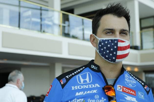October 23, 2020, St. Petersburg, Florida, USA: IndyCar, Indy Car, IRL, USA driver GRAHAM RAHAL wears a patriotic mask and talks with reporters at the Firestone Grand Prix of St. Petersburg on Friday. St. Petersburg USA - ZUMAs70_ 20201023_zan_s70_045 Copyright: xLuisxSantanax