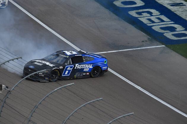 LAS VEGAS, NV - MARCH 06: Brad Keselowski ( 6 RFK Racing Fastenal Ford) spins out coming out of turn four during the Pennzoil 400 presented by Jiffy Lube NASCAR, Motorsport, USA Cup Series race, on March 6, 2022, at Las Vegas Motor Speedway in Las Vegas, NV. (Photo by Chris Williams LVMS Icon Sportswire) AUTO: MAR 06 NASCAR Cup Series - Pennzoil 400 presented by Jiffy Lube Icon007220306054