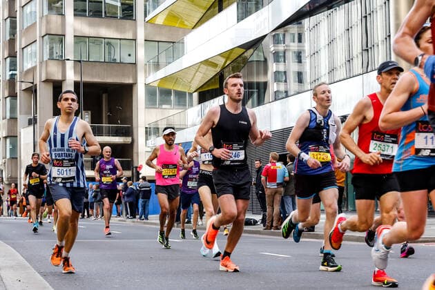 October 2, 2022, London, United Kingdom: Participants of TCS 2022 London Marathon run through central London. Nearly 42 thousand runners participated in the 2022 competition. London United Kingdom - ZUMAs197 20221002_zaa_s197_266 Copyright: xDominikaxZarzyckax