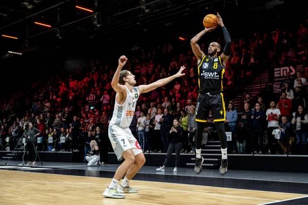 Christian Feneberg 7, Nuernberg Falcons BC NBC Delante Jones 8, Tigers Tübingen, Tigers Tuebingen , Nuernberg Falcons BC vs Tigers Tuebingen , BARMER 2 Basketball Bundesliga, 27 Spieltag , 19 03 2023, Nuernberg Falcons BC vs Tigers Tuebingen , BARMER 2 Basketball Bundesliga, 27 Spieltag , 19 03 2023 Copyright: xEibner-Pressefotox xThomasxHahnx EP_NIT