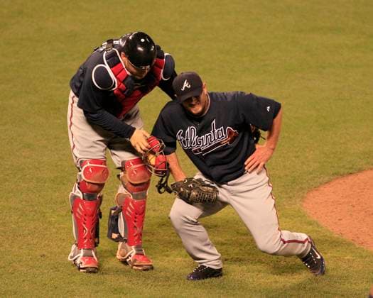 MLB, Baseball Herren, USA National League Division Series Atlanta Braves vs San Francisco Giants OCT 08 October 08, 2010: San Francisco,CA. Braves closer Billy Wagner 13 comes up hurt after making a play to first, during the National League Division Series game 2, between the Wild Card Atlanta Braves and the National League West San Francisco Giants at AT&T Park in San Francisco,California. The Braves beat the Giants in 11 innings 5-4. Jeff Trouette CSM.(Credit Image: Â Jeff Trouette Cal Media) San Francisco California U.S. EDITORIAL USE ONLY Copyright: xx ZUMA-20101008_zaf_cj3_010.jpg JeffxTrouettex csmphoto371871