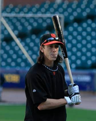 MLB, Baseball Herren, USA National League Division Series Atlanta Braves vs San Francisco Giants OCT 08 October 08, 2010: San Francisco,CA. Giants pitcher Tim Lincecum 55 takes in some batting practice, before the National League Division Series game 2, between the Wild Card Atlanta Braves and the National League West San Francisco Giants at AT&T Park in San Francisco,California. The Giants beat the Braves 1-0. Jeff Trouette CSM.(Credit Image: Â Jeff Trouette Cal Media) San Francisco California U.S. EDITORIAL USE ONLY Copyright: xx ZUMA-20101008_zaf_cj3_022.jpg JeffxTrouettex csmphoto371924