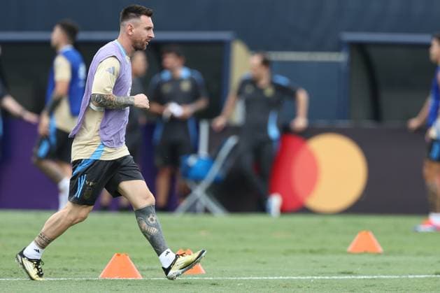 Argentina s forward Lionel Messi takes part in a training session ahead the match against Colombia for the Copa America USA 2024 final match, at Florida International University FIU , Miami, on July 13, 2024 MIAMI UNITED STATES Copyright: xALEJANDROxPAGNIx