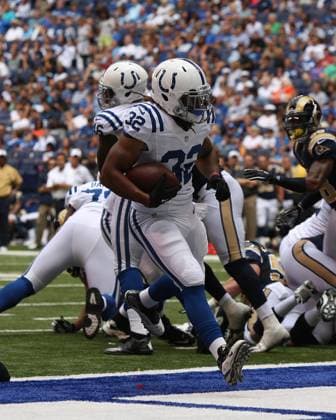 NFL, American Football Herren, USA 2012: Rams vs Colts AUG 12 August 12, 2012: Indianapolis Colts running back Darren Evans (32) scores a touchdown during an NFL game between the St. Louis Rams and the Indianapolis Colts at Lucas Oil Stadium in Indianapolis, IN. The Colts defeated the Rams by a score of 38-3(Credit Image: Pat Lovell Cal Media) Indianapolis Indiana United States EDITORIAL USE ONLY Copyright: xx ZUMA-20120812_zaf_c04_106.jpg PatxLovellx csmphoto628295