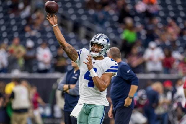 NFL, American Football Herren, USA 2018: Cowboys vs Texans AUG 30 August 30, 2018: Dallas Cowboys quarterback Dak Prescott (4) warms up prior to a preseason NFL football game between the Houston Texans and the Dallas Cowboys at NRG Stadium in Houston, TX. ..Trask Smith CSM Houston TX U.S. EDITORIAL USE ONLY Copyright: xx ZUMA-20180830_zaf_c04_072.jpg TraskxSmithx csmphototwo422622