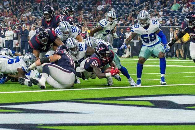 NFL, American Football Herren, USA 2018: Cowboys vs Texans AUG 30 August 30, 2018: Houston Texans running back Alfred Blue (28) scores a touchdown during the 1st quarter of a preseason NFL football game between the Houston Texans and the Dallas Cowboys at NRG Stadium in Houston, TX. ..Trask Smith CSM Houston TX U.S. EDITORIAL USE ONLY Copyright: xx ZUMA-20180830_zaf_c04_066.jpg TraskxSmithx csmphototwo422623