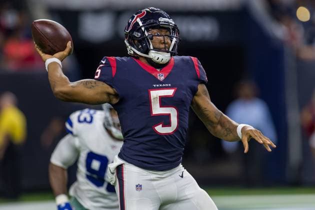 NFL, American Football Herren, USA 2018: Cowboys vs Texans AUG 30 August 30, 2018: Houston Texans quarterback Joe Webb (5) passes during the 4th quarter of a preseason NFL football game between the Houston Texans and the Dallas Cowboys at NRG Stadium in Houston, TX. The Texans won the game 14 to 6...Trask Smith CSM Houston TX U.S. EDITORIAL USE ONLY Copyright: xx ZUMA-20180830_zaf_c04_120.jpg TraskxSmithx csmphototwo422672