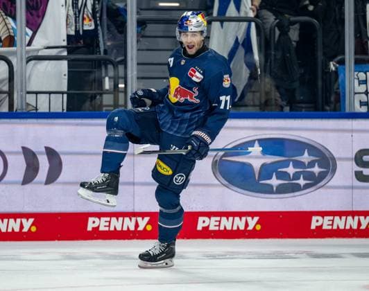 Markus Eisenschmid EHC Red Bull Muenchen, 11 celebrates his goal for 2 0 GER, EHC Red Bull Muenchen vs Nuernberg Ice Tigers, Ice Hockey, DEL, Matchday 11, Season 2024 2025, 20 10 2024 GER, EHC Red Bull Muenchen vs Nuernberg Ice Tigers, Ice Hockey, DEL, Matchday 11, Season 2024 2025, 20 10 2024 Muenchen Copyright: xEibner-Pressefoto HeikexFeinerx EP_HFR