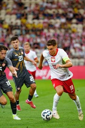 Tomasz Pienko seen during U21, U 21 2027 EURO Qualifying, EM, Europameisterschaft game between national teams of Poland and North Macedonia (Kazimierz Koper Ball Raw Images) Cracow Marshall Pilsudski Cracovia Stadium Poland Copyright: xMaciejxRogowskix kazimierz_koper_poland_macedonia_u21_2526-059