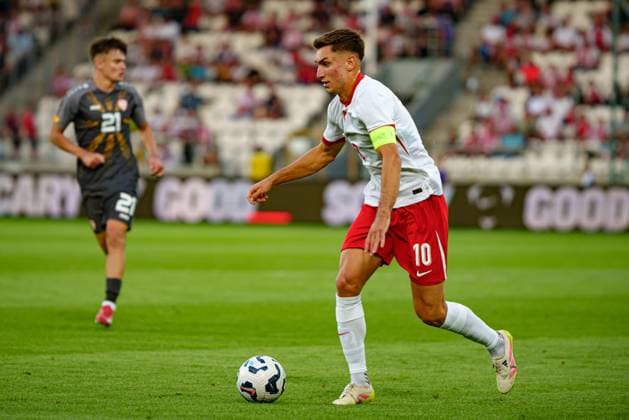 Tomasz Pienko seen during U21, U 21 2027 EURO Qualifying, EM, Europameisterschaft game between national teams of Poland and North Macedonia (Kazimierz Koper Ball Raw Images) Cracow Marshall Pilsudski Cracovia Stadium Poland Copyright: xMaciejxRogowskix kazimierz_koper_poland_macedonia_u21_2526-055