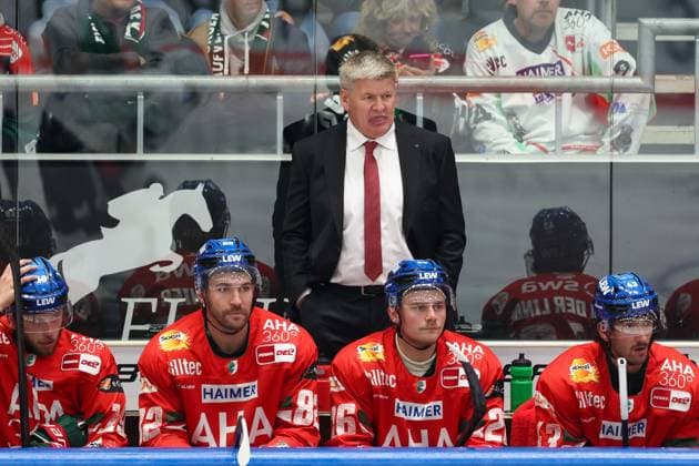 Head Coach Bill Peters Augsburger Panther , Augsburger Panther vs Adler Mannheim, 2 Matchday, Ice Hockey, Penny DEL, 14 09 2025 Augsburg Bayern Germany Copyright: xkolbert-press ChristianxKolbertx