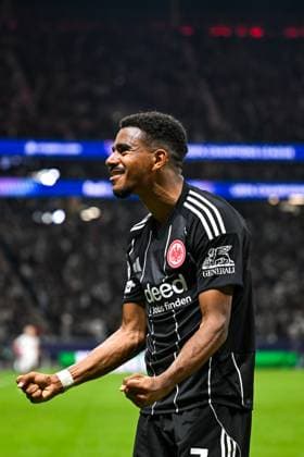 Ansgar Knauff Eintracht Frankfurt, 07 celebrates the goal for 5 1, GER, Eintracht Frankfurt vs Galatasaray Istanbul, Football, UEFA Champions League, League phase, Matchday 1, Matchday 2025 2026, 18 09 2025 GER, Eintracht Frankfurt vs Galatasaray Istanbul, Football, UEFA Champions League, League phase, Matchday 1, Matchday 2025 2026, 18 09 2025 Frankfurt am Main Copyright: xEibner-Pressefoto FlorianxWiegandx EP_FWD