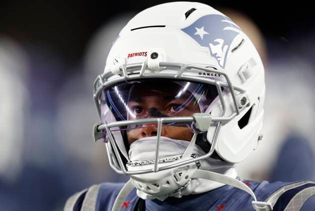 NFL, American Football Herren, USA 2025: Jets Vs Patriots NOV 13 November 13, 2025; Foxborough, MA, USA; New England Patriots cornerback Marcus Jones (25) during the NFL game between New York Jets and New England Patriots at Gillette Stadium in Foxborough, MA. (Credit Image: Anthony Nesmith Cal Media) (Credit Image: Anthony Nesmith Cal Sport Media) Foxborough Massachusetts United States EDITORIAL USE ONLY Copyright: xx ZUMA-20251113_zma_c04_080.jpg AnthonyxNesmithx csmphotothree442636