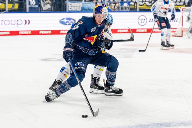 Fight for the puck duel between Veit Oswald EHC Red Bull Muenchen, 27 and Peter Abbandonato ERC Ingolstadt, 98 GER, EHC Red Bull Muenchen vs ERC Ingolstadt, Ice Hockey, DEL, 25 Matchday, Season 2025 2026, 05 12 2025 GER, EHC Red Bull Muenchen vs ERC Ingolstadt, Ice Hockey, DEL, 25 Matchday, Season 2025 2026, 05 12 2025 Muenchen Copyright: xEibner-Pressefoto HeikexFeinerx EP_HFR