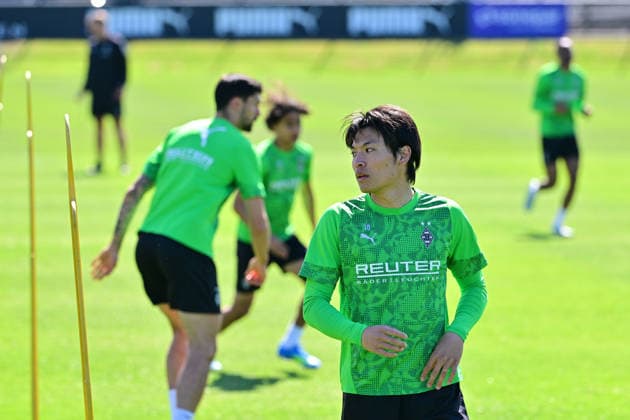 29 04 2026 Moenchengladbach Football, Men, Season 2025 2026, Training Borussia Moenchengladbach Shuto Machino Gladbach DFL regulations prohibit any use of photographs as image sequences and or quasi video Borussia Park NRW Germany