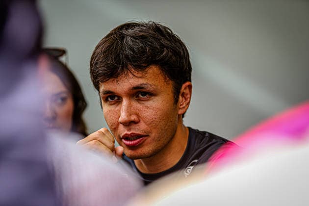 (23) Alexander Albon (THA) - Atlassian Williams F1 Team - Williams FW48 - Mercedes during the Formula 1 Crypto.com Miami Grand Prix 2026 at Miami International Autodrome in Miami Gardens, United States. Round 6 of the 2026 FIA Formula One World Championship, WM, Weltmeisterschaft held May 1-3, 2026. The Miami International Autodrome, located in the grounds of the Hard Rock Stadium, hosts the sixth round featuring the Sprint format. This event weekend features the F1 Sprint format, with a Sprint Shootout and Sprint Race in addition to the standard qualifying session and Grand Prix. Copyright: xAlessioxDexMarcox xAvens-images.com AvensImages IPAxSportx xipa-agency.netx xx IPA_74346042 IPA_Agency_IPA74346042