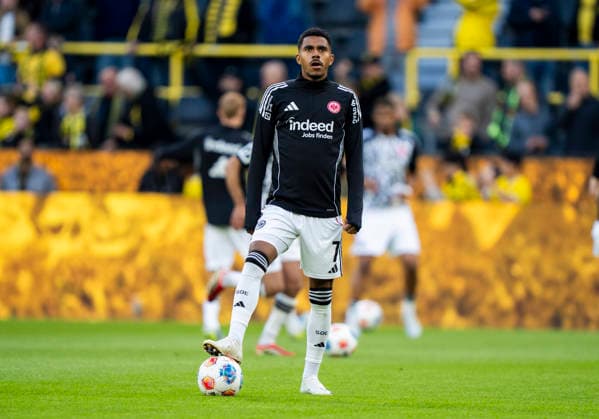 Ansgar Knauff Eintracht Frankfurt, 7 , Borussia Dortmund Eintracht Frankfurt, 33 Matchday, 1 Bundesliga in Dortmund, Signal Iduna Park DFL regulations prohibit any use of photographs as image sequences and or quasi video Copyright: HMBxMedia xMarcoxBader