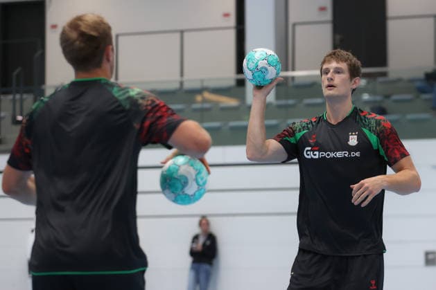 July 22, 2026, xtgx, Handball, Opel HBL, SC Magdeburg s first training session, photo by Bennet Wiegert, Magdeburg, Magdeburg coach