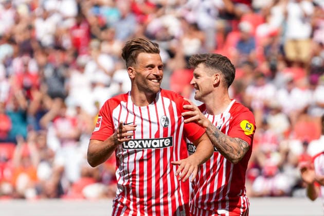 Lucas Höler (Lucas Hoeler), SC Freiburg, 09, and Lukas Kübler (Lukas Kuebler), SC Freiburg, 17; goal celebration, emotions, shot on goal, finish, goal scored, goal, hit, Germany, soccer, friendly match, season opener, SC Freiburg vs. Crystal Palace, August 15, 2026, Europa-Park Stadium, Freiburg, Freiburg, Europa-Park Stadium, Baden-Württemberg, Germany Copyright: xArnexAmbergx