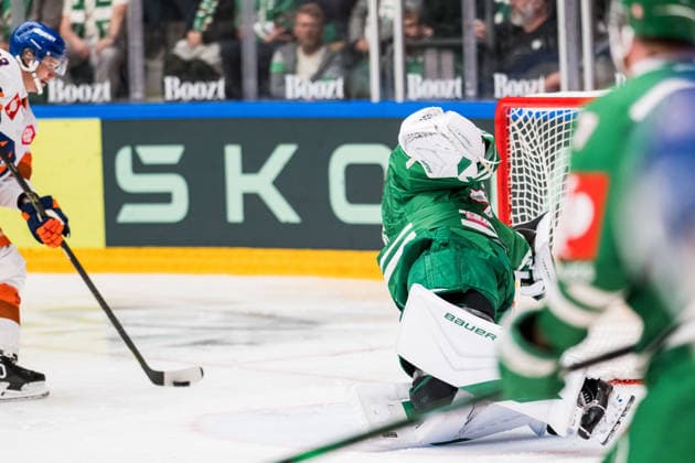 September 13, 2026: Goaltender Calle Clang of Rögle during the CHL game between Rögle and Tappara on September 13, 2026 in Ängelholm. Photo by Niclas Jönsson, BILDBYRAN COP 273 NO0442 ice hockey CHL Champions Hockey League Rögle Tappara Rögle BBENG ice hockey CHL Champions Hockey League Rögle Tappara Rögle BBENG  Copyright: NICLASxJÖNSSON BB260913NO053