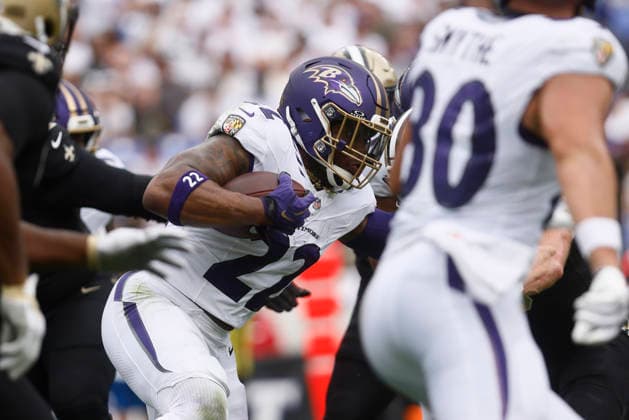 Baltimore Ravens running back Derrick Henry (22) runs the football during an NFL, American Football Herren, USA game against the New Orleans Saints. Sep 20, 2026; Baltimore, MD, USA; at M&T Bank Stadium. New Orleans won 24-17. Mandatory Credit: -Cal Media Baltimore USA - ZUMAc04_ 20260920_zma_c04_193 Copyright: xMikexBuscherx