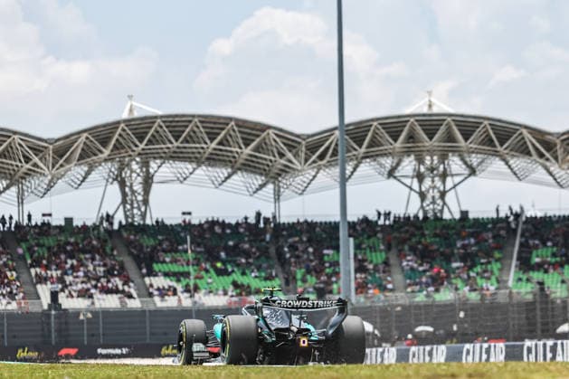 SEPANG, SGR - OCTOBER 02: Kimi Antonelli of Italy and Mercedes-AMG PETRONAS F1 Team in action during friday free practice of the Formula 1 Gulf Air Bahrain Grand Prix on October 02, 2026 held at Sepang International Circuit in Sepang, Malaysia. (Photo by Hazrin Yeob Men Shah Icon Sportswire) AUTO: OCT 02 F1 Bahrain Grand Prix in Malaysia EDITORIAL USE ONLY Icon3782610025308