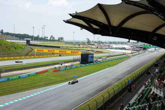 F1 - BAHRAIN GRAND PRIX IN MALAYSIA 2026 03 VERSTAPPEN Max (nld), Red Bull Racing Ford RB22, action during the 2026 Formula 1 Bahrain Grand Prix in Malaysia, 16th round of the 2026 Formula One World Championship, WM, Weltmeisterschaft from October 2 to 4, 2026 on the Sepang International Circuit, in Sepang, Malaysia - SepangMalaysia  Copyright: xEricxAlonsox